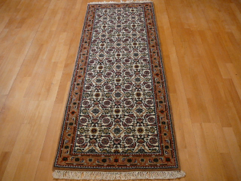 13504 Bidjar Agra rug India 6.5 x 2.4 ft / 197 x 73 cm