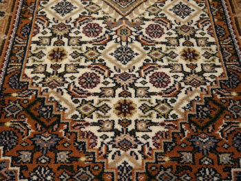 Bidjar Herati rug India 4.7 x 2.4 ft / 144 x 73 cm Hand knotted in India Pile: 100% wool Very dense quality Fair Trade Rug / Label Step 13662