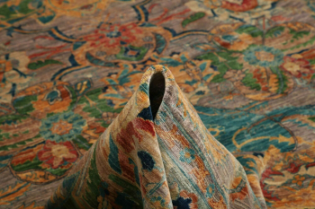 Polonaise Royal Mughal rug 8x10 ft - 250 x 300 cm in a subtle pattern and design - ideal for the living room or dining room. Djoharian Rugs Collection 16463059