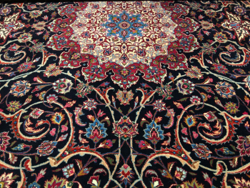 Mashhad Amoghli Teppich 360 x 265 cm signiert