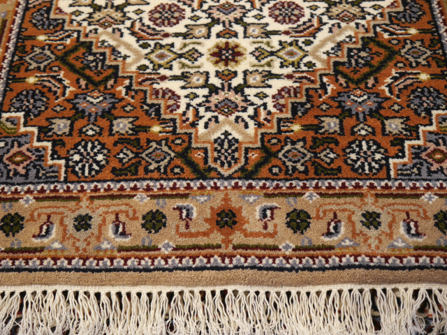 Bidjar Herati rug India 4.7 x 2.4 ft / 144 x 73 cm Hand knotted in India Pile: 100% wool Very dense quality Fair Trade Rug / Label Step 13662