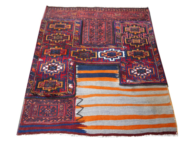 Bachtiari Soumak Sattel Teppich alt 118 x 102 cm handgeknüpft, handgewebt und handbestickt.