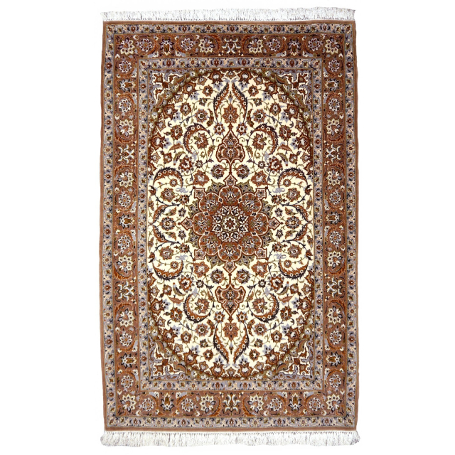 Entdecken Sie den luxuriösen Isfahan Teppich Beige mit Seide – ein hochwertiger Perserteppich, der zeitlose Eleganz und wohnliche Atmosphäre. Djoharian Collection 14427